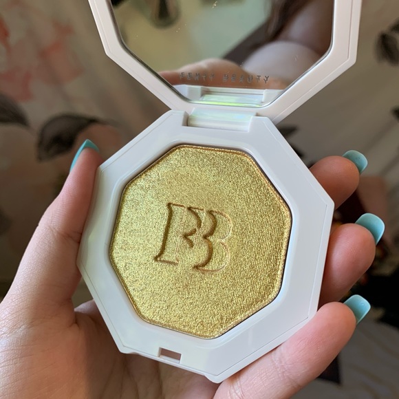 Fenty Beauty Killawatt Freestyle Highlighter